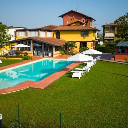 Sweet Apartments Peschiera del Garda Luaran gambar